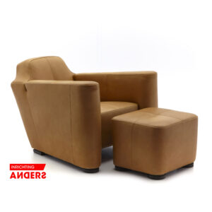 Linteloo Alhambra Fauteuil + Hocker Cognac Leer Inrichting Anders Nieuwe en Tweedehands Designmeubels Linteloo Alhambra Fauteuil + Hocker Cognac Leer Inrichting Anders Nieuwe en Tweedehands Designmeubels