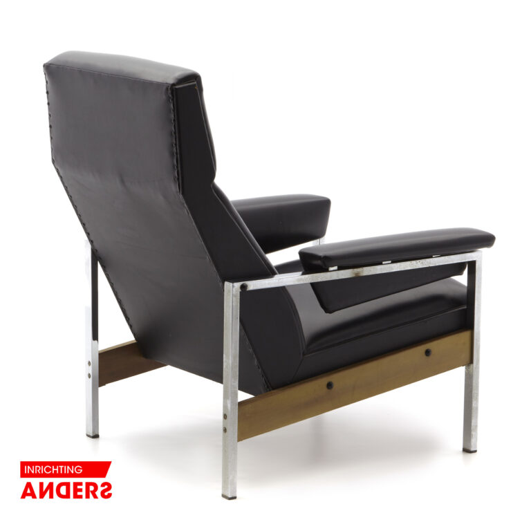 De ster Gelderland Fauteuil kleur zwart Inrichting Anders Nieuwe en Tweedehands Designmeubels