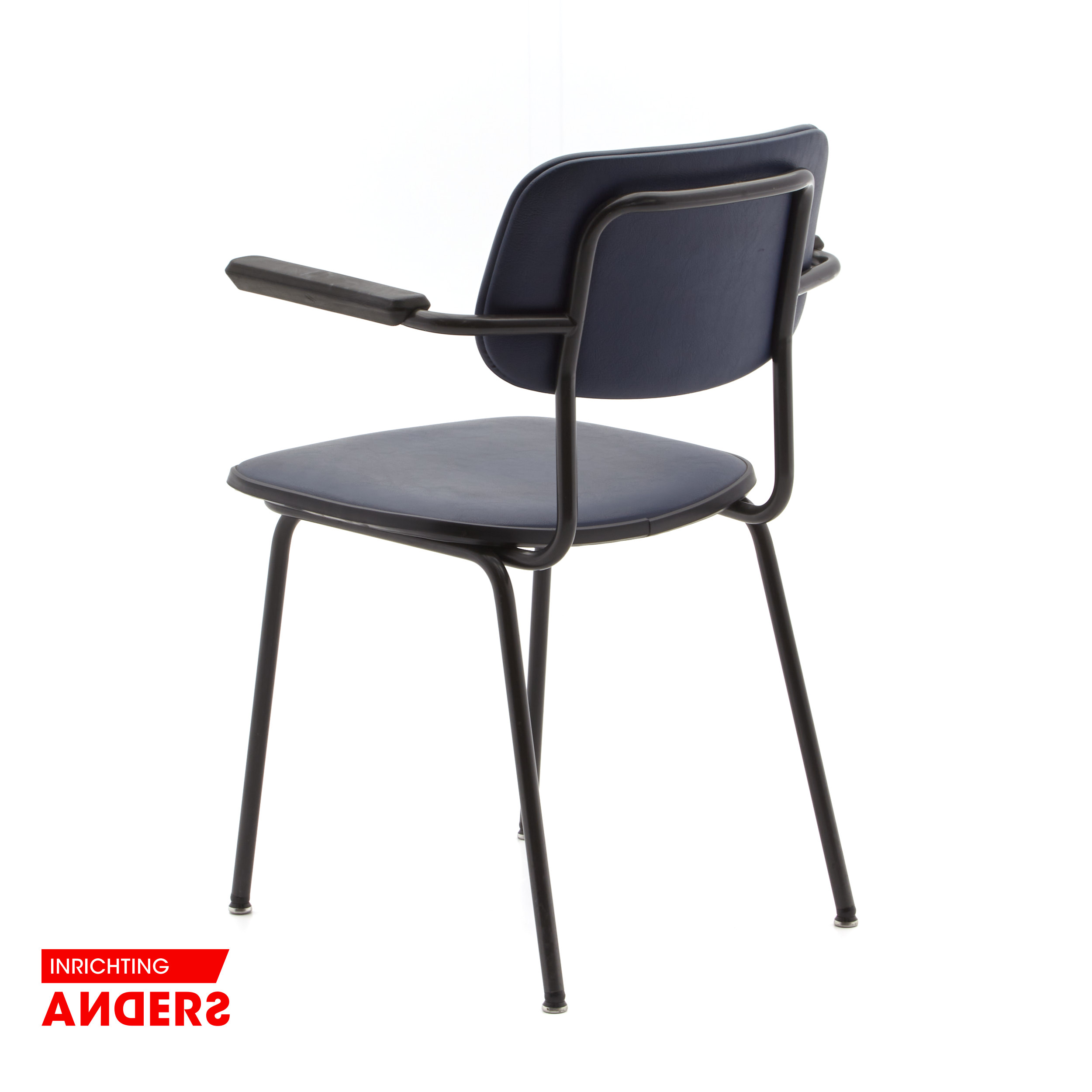 Gispen 1235 Stoel met armleggers Blauw Skai Inrichting Anders Nieuwe en Tweedehands Designmeubels Gispen 1235 Stoel met armleggers Blauw Skai Inrichting Anders Nieuwe en Tweedehands Designmeubels
